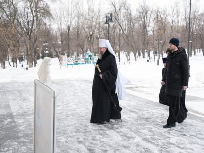 В праздник Торжества Православия митрополит Серафим совершил литургию святителя Василия Великого в Спасском кафедральном соборе