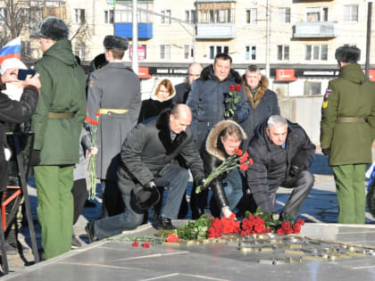 В День Неизвестного Солдата пензенцы почтили память погибших воинов