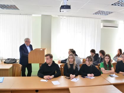 Правоохранители и медики рассказали студентам ПГУ об опасности наркотиков