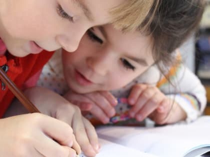 С 1 сентября в России сокращают учебный год: школьники и родители танцуют от радости