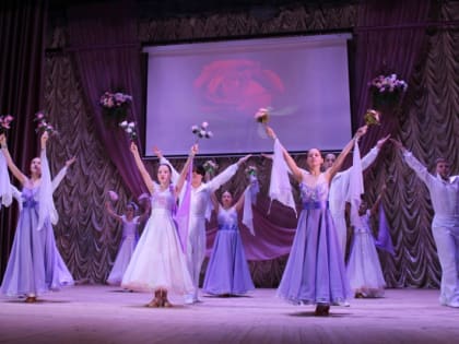 Международный женский день 8 марта