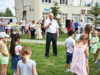 Вадим Супиков принял участие в благотворительной акции «Собери ребенка в школу»