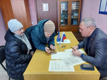 Многодетная семья поблагодарила Ильдара Акчурина за помощь