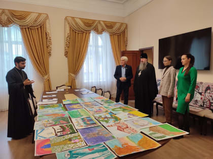 Директор Пензенской картинной галереи принял участие в судействе Международного конкурса детского творчества «Красота Божьего мира»