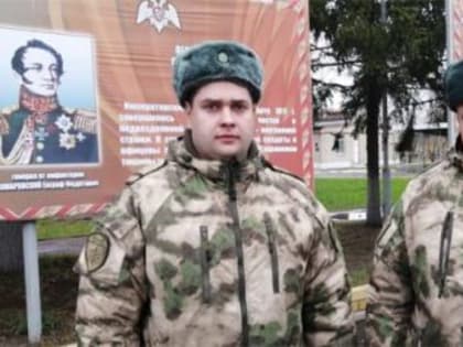 Пензенские росгвардейцы удостоены наград за спасение мужчины из огня