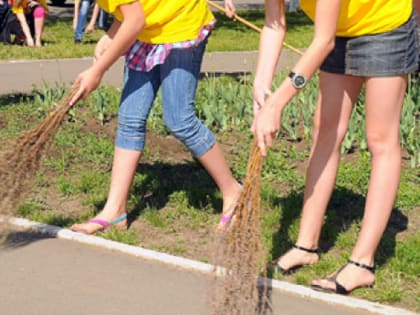 В июне к временным работам  в школах города  приступят 170  подростков