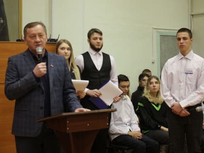 В Кузнецке стартовал фестиваль профессий
