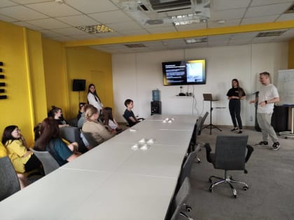 Николай Кузяков организовал экскурсию для старшеклассников в крупную Пензенскую IT- компанию