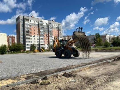 Спортплощадка около пензенской школы № 77 готова на 80%