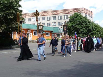 В Нижнем Ломове прошел традиционный крестный ход с Казанской-Нижнеломовской иконой Божией Матери