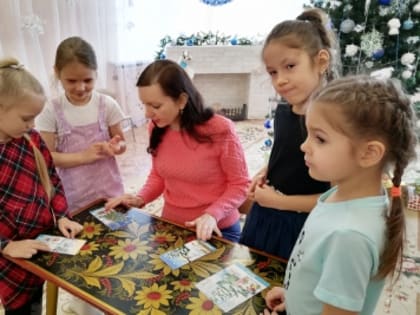 Сотрудники девятой городской побеседовали с дошкольниками о зимних месяцах
