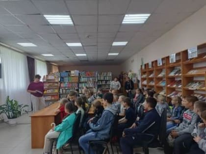 Громкое чтение произведения Самуила Яковлевича Маршака «Рассказ о неизвестном герое»