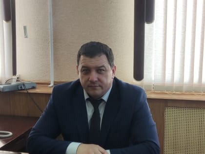 Поздравление главы Сосновоборского района Олега Вдовина с Днём работника автомобильного и городского пассажирского транспорта