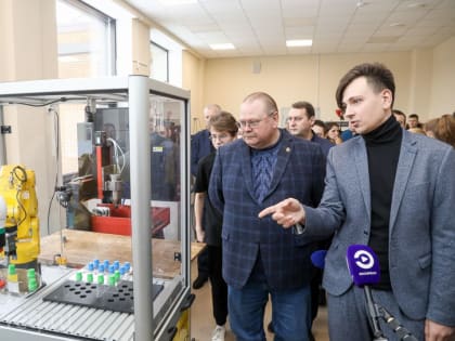 Глава Пензенской области пообещал подарить Центру «Ключевский» электронный телескоп