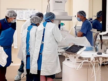 ВРАЧИ РСЦ ЗАХАРЬИНА ПРОДОЛЖАТ ВНЕДРЯТЬ НОВЫЕ МЕТОДИКИ И ТЕХНОЛОГИИ ДЛЯ ЛЕЧЕНИЯ ПАЦИЕНТОВ С БОЛЕЗНЯМИ СИСТЕМЫ КРОВООБРАЩЕНИЯ