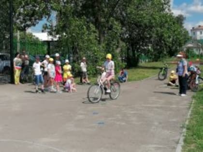 БЕЗОПАСНОЕ ЛЕТО НА ВЕЛОСИПЕДАХ