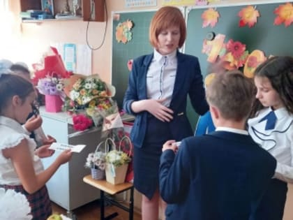 Сотрудники городской библиотеки №6 провели для школьников исторический экскурс