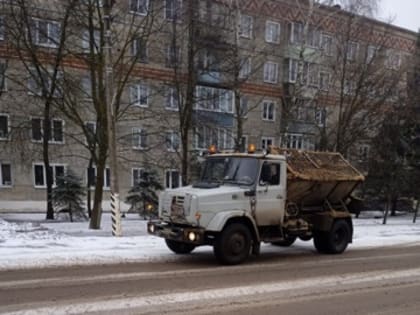 В Сердобске коммунальные службы  устраняют последствия снегопада