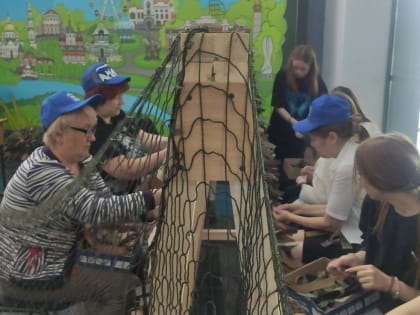 Пензенские единороссы начали создавать маскировочные сети