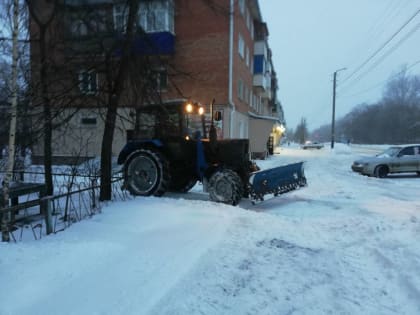 В Сердобске коммунальные службы  устраняют последствия снегопада