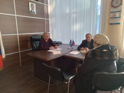Сергей Байдаров провел прием граждан в региональной общественной приемной партии