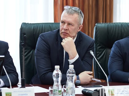 День рождения 22 апреля: поздравляем депутата Владимира Кузнецова