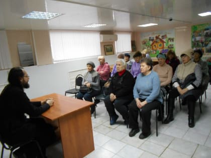 Священник встретился с подопечными Комплексного центра социальной помощи