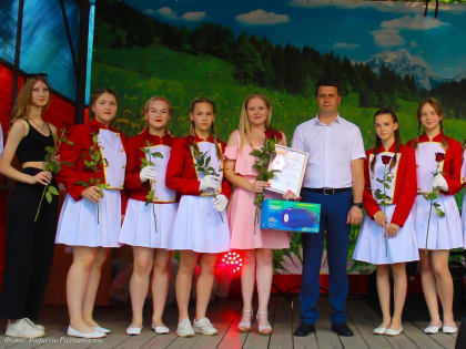 Награждение студии "Молодежь FM"