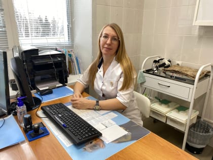 Детский лор-врач рассказала об опасности наушников для детей