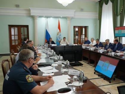 Игорь Комаров провел совещание по общественно-политическому развитию