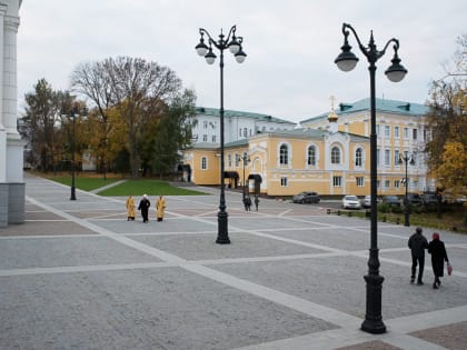 В канун Недели 18-й по Пятидесятнице митрополит Серафим совершил всенощное бдение в Спасском кафедральном соборе