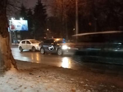 Пензенцев предупреждают о возможной пробке из-за ДТП на улице Гагарина