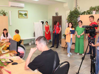 В Пензе единороссы проверили доступную среду в бюро медико-социальной экспертизы