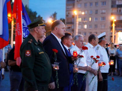 В Пензе зажгли «Свечу памяти»