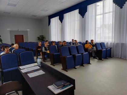 Состоялось расширенное заседание Комиссии по делам несовершеннолетних и защите их прав Бековского района