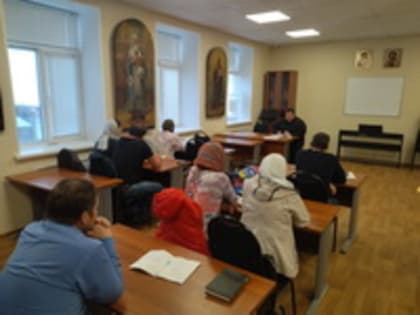 Слушатели Епархиальных богословско-катехизаторских курсов успешно сдали экзамены