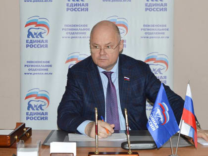 Вадим Супиков держит на контроле решение проблем избирателей