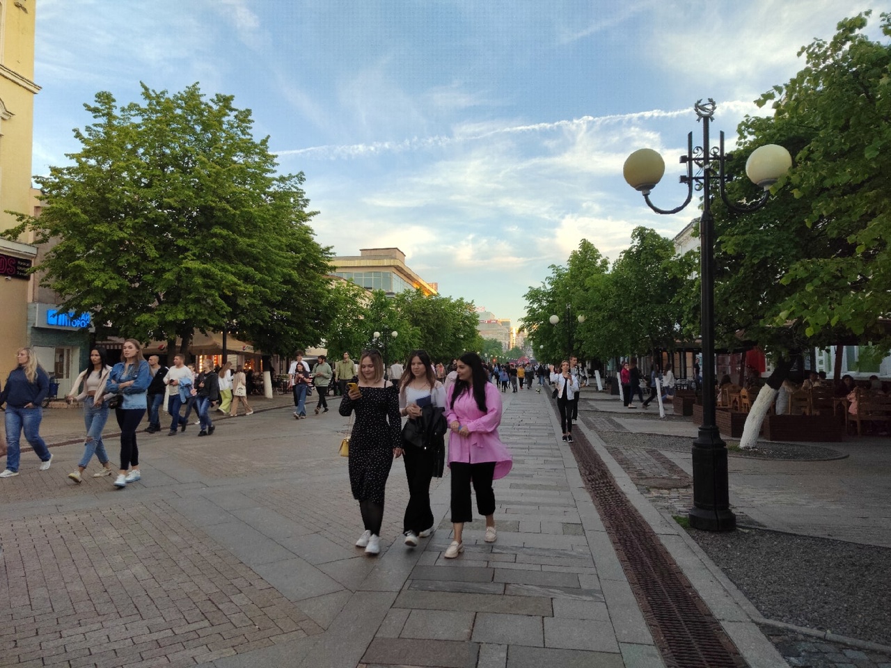 Пенза человек. День города фото. Столица Пензы. Пенза Московская. Территория жизни сквер Пенза.