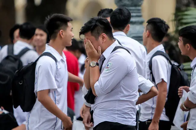 Rớt môn Đại học, Cao đẳng, Trung cấp có được thi tốt nghiệp không? - Hướng dẫn chi tiết
