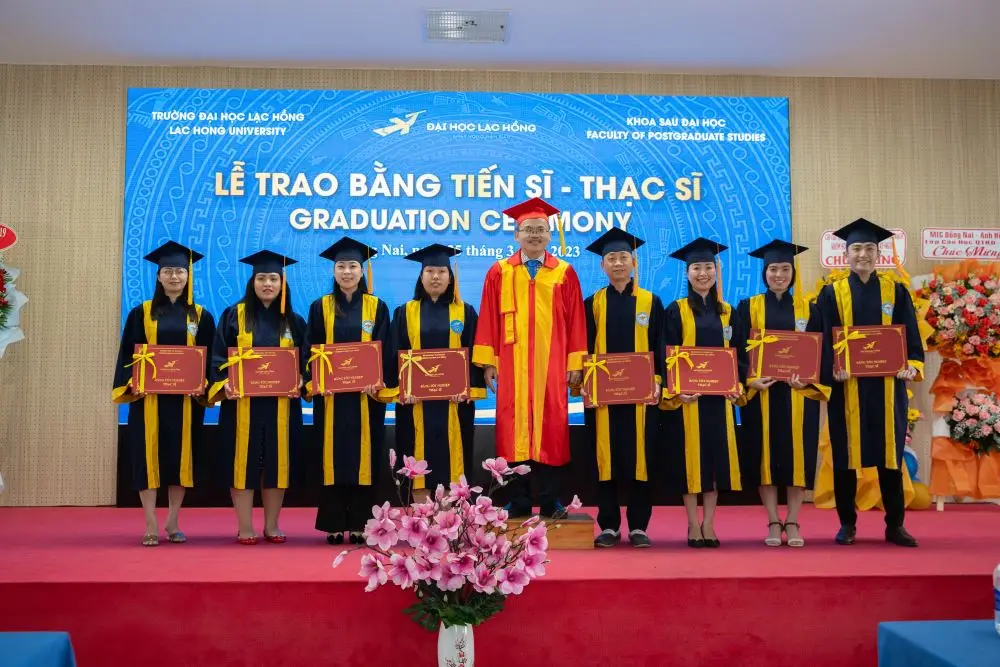 Chạy Bằng Đại Học Uy Tín, Giá Rẻ, Có Hồ Sơ Gốc - Làm Bằng VIP