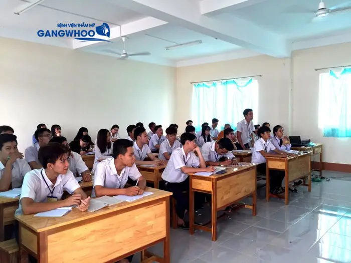 Học bổ túc có tương lai không? Làm Bằng Cấp 3 Bổ Túc Tem Phôi Thật
