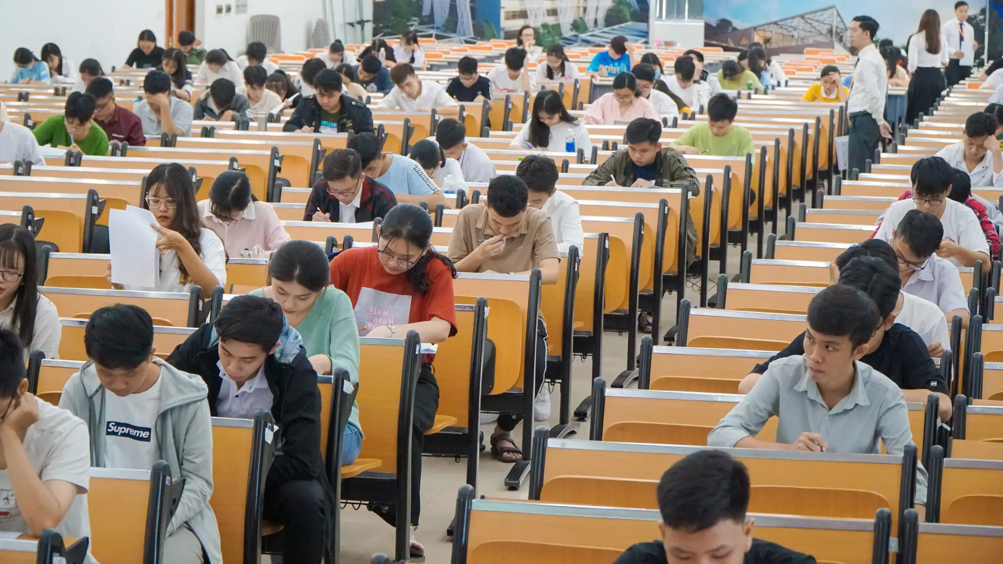 Có nên học đại học? Lợi ích và hạn chế cần cân nhắc