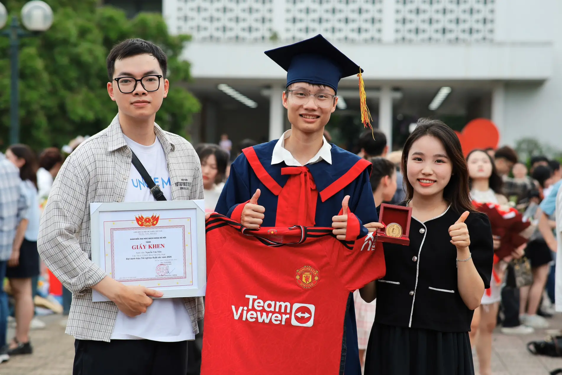 Làm Bằng Đại Học Hà Nội Có Hồ Sơ Gốc, Tem Phôi Thật - Làm Bằng VIP