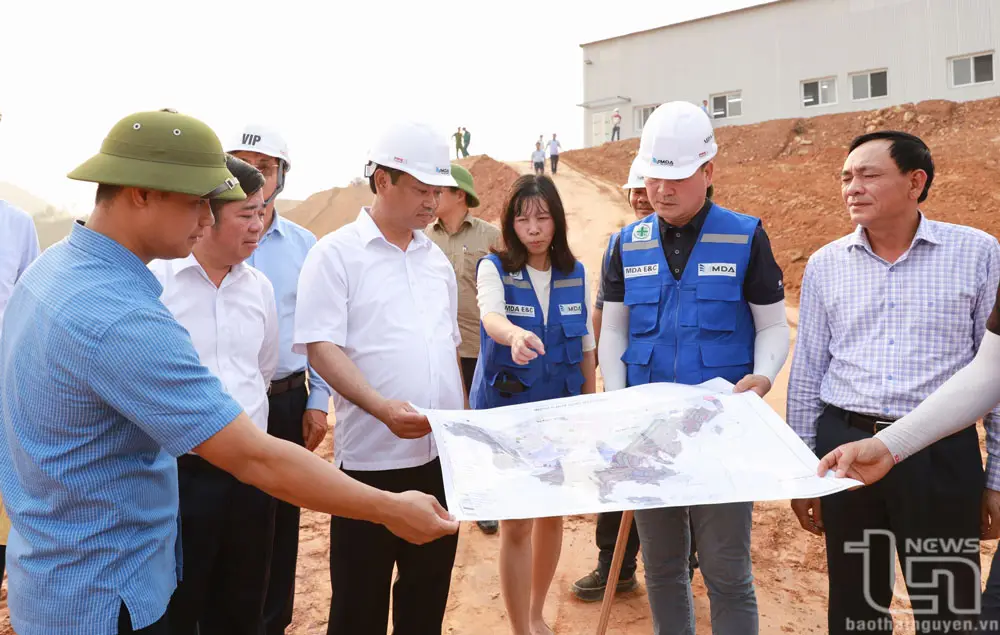 Làm Bằng Đại Học Xây Dựng Uy Tín, Giá Rẻ - Làm Bằng VIP