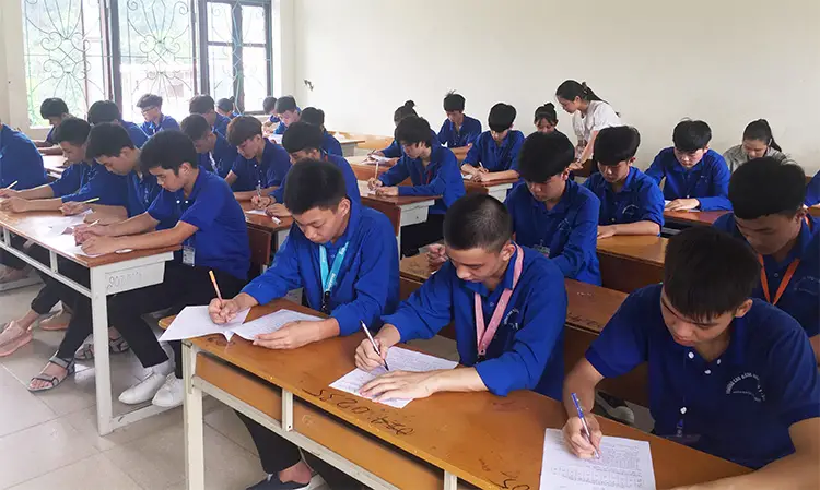 Chương trình 9+ là gì? Giải đáp toàn bộ về chương trình đào tạo hệ 9+