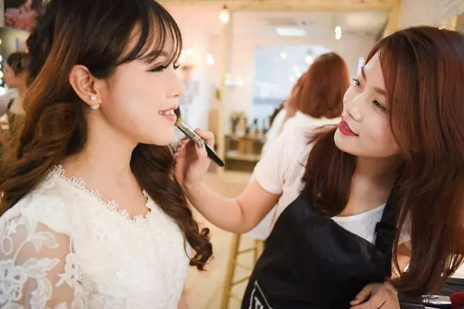 Học Nghề Cho Nữ - Khám Phá Cơ Hội Thành Công