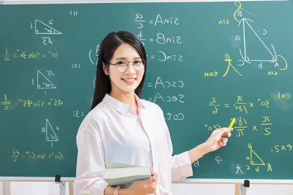 Nên Học Nghề Gì Cho Nữ Không Bằng Cấp? Chọn Ngành Nghề Hấp Dẫn!