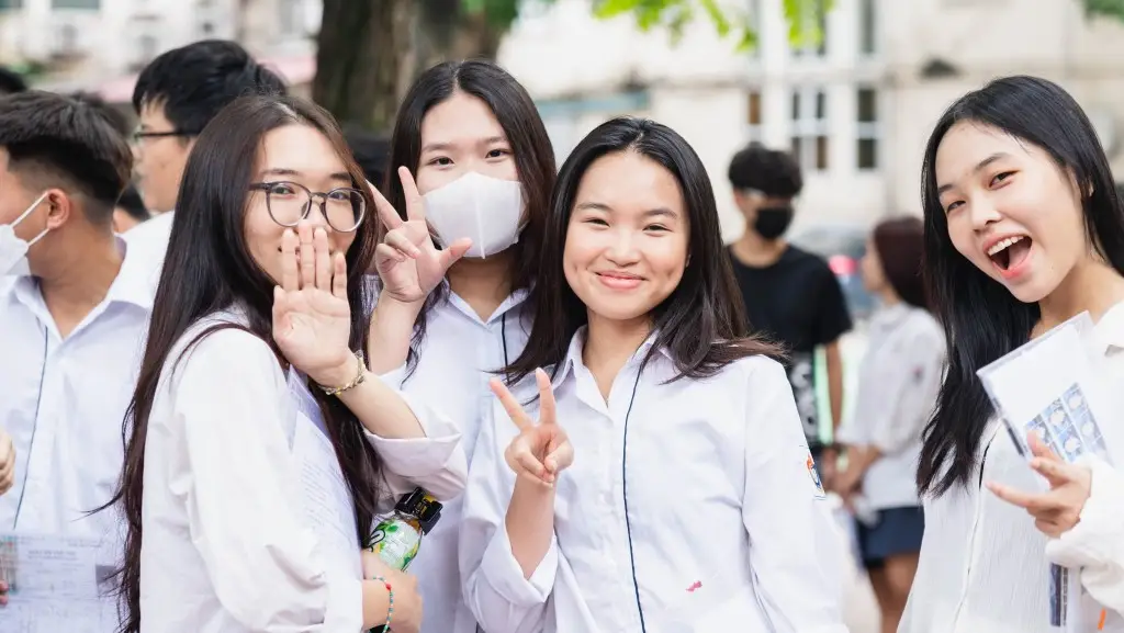 Học Bổ Túc THPT: Giấy Tờ Cần Thiết, Thời Gian Nơi Uy Tín