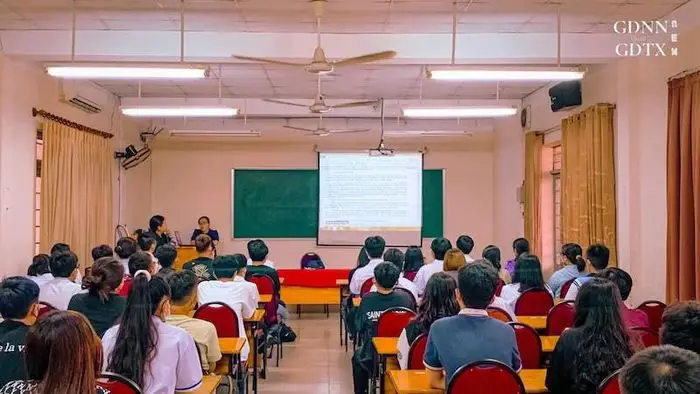 Học Bổ Túc có tương lai không? Cân Nhắc Ưu, Nhược Điểm Trước Khi Quyết Định