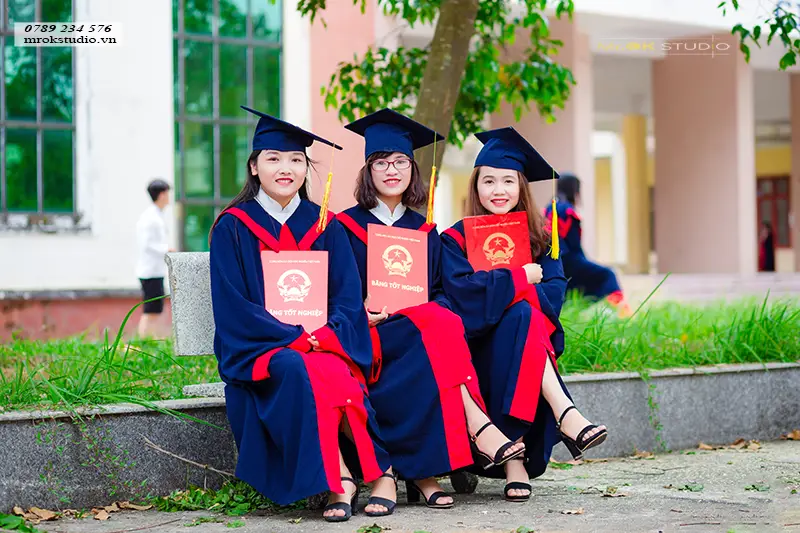 Photoshop Bằng Tốt Nghiệp - Bí Quyết Tạo Nên Bằng Cấp Hoàn Hảo
